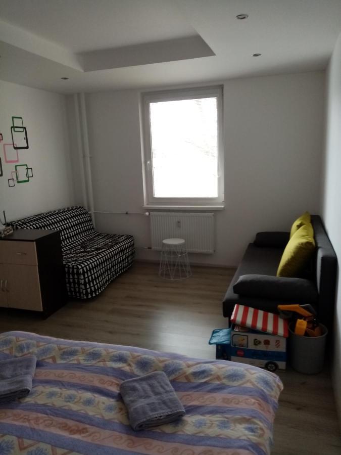 Apartman Aneta Karlovy Vary Ngoại thất bức ảnh