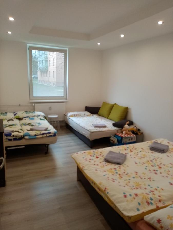 Apartman Aneta Karlovy Vary Ngoại thất bức ảnh