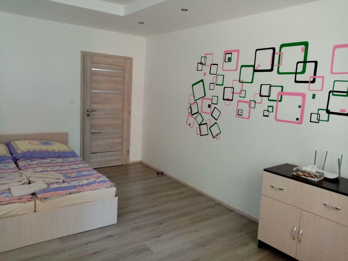 Apartman Aneta Karlovy Vary Ngoại thất bức ảnh